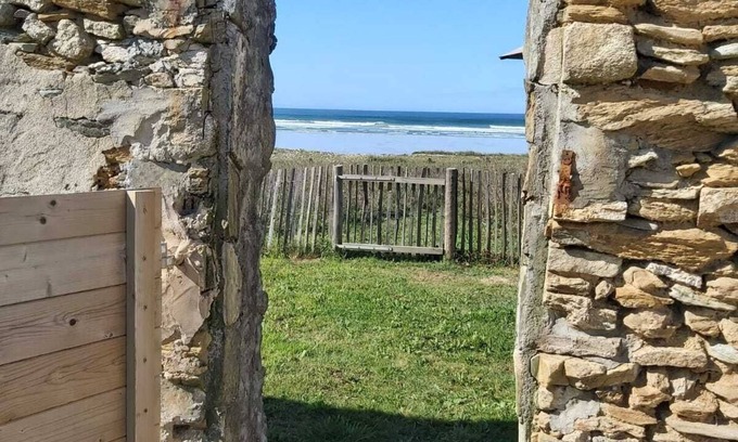 Plovan House | Maison de Pêcheur Avec vue Imprenable, les Pieds Dans Leau !
