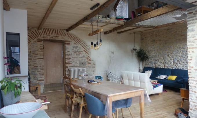 Cahors House | Maison de ville atypique avec filet suspendu