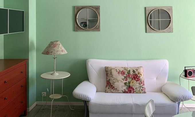 Pons House | Maison de Ville Charmante Avec Piscine