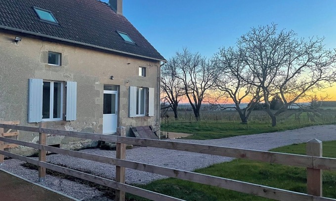 Cesset House | Maison des Vendanges, in the heart of the vineyards
