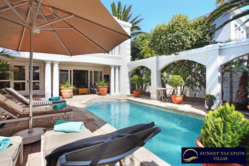 Sunset Beach Villa | Maison du Cap