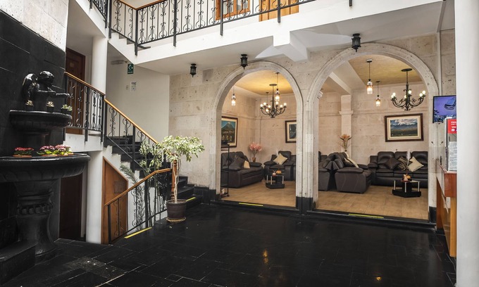 Historical Center Hotel | Maison du Soleil