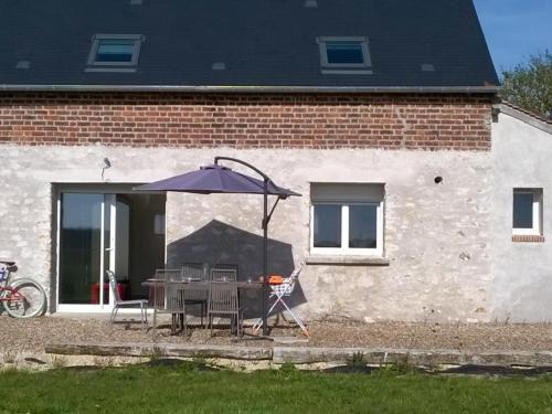 Veuzain-sur-Loire House | Maison familiale au cœur des châteaux avec terrasse, barbecue et parking privé - FR-1-491-393