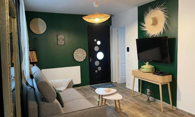 Orly House | Maison Individuelle sur Propriété