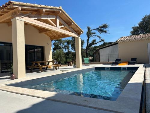 Reauville House | Maison Les Chênes d'Hélios en Drôme provençale