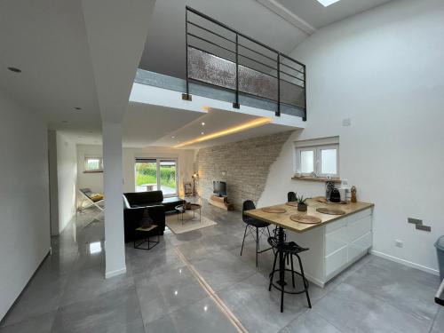 Reding House | Maison Marybelle