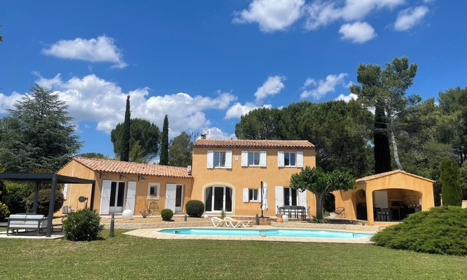 Rognes House | Maison mas Provençal au Calme