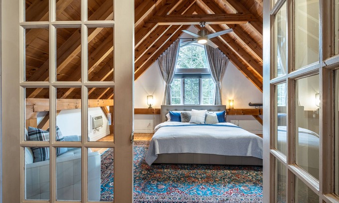 Mont-Tremblant Bed & Breakfast | Maison Napoleon