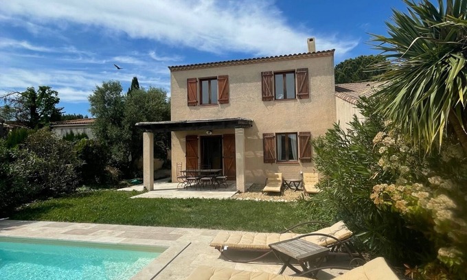 Vedene House | Maison pour 6 avec piscine privée idéalement située