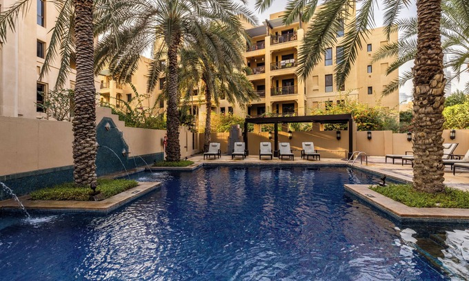 Discovery Gardens Apartment | Maison Privee - Stylish & Spacious Apartment in Downtown Dubai