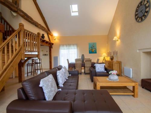 Saint-Germain-et-Mons House | Maison spacieuse avec jardin clos et Wifi à Saint-Germain-et-Mons - FR-1-616-63