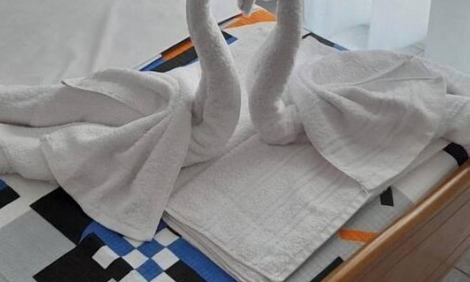 Nea Potidaia Villa | Maisonette Basilissa w/4 balconies, sat tv/internet, BBQ, 3-8mins to beaches !