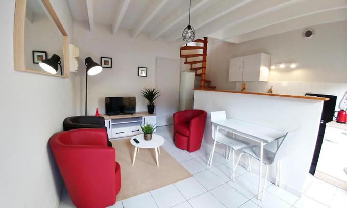 Cholet Apartment | Maisonette en HYPERCENTRE calme avec terrasse