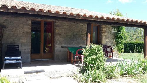Grospierres House | Maisonette Mirabel 1, 6 Pers, Domaine De Ribiere