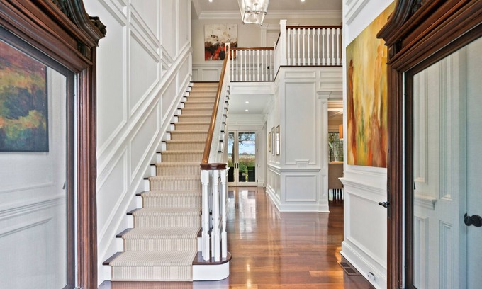 Sagaponack House | Majestic Dutch Colonial retreat sited on two acres of lush acreage,.
