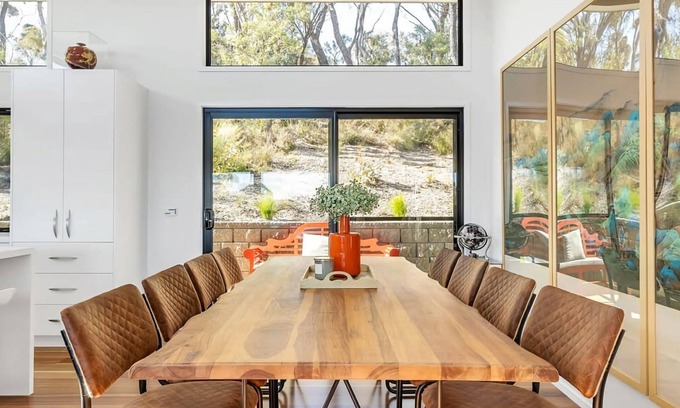Katoomba House | Majestic Mountain View in Katoomba