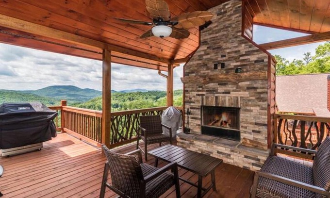Morganton House | Majestic Mountaintop Cabin with hot tub and fireplace