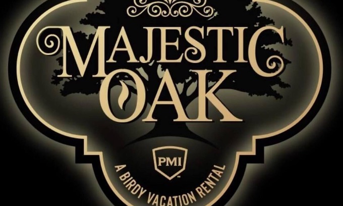 Cross Mountain House | Majestic Oak - A Birdy Vacation Rental