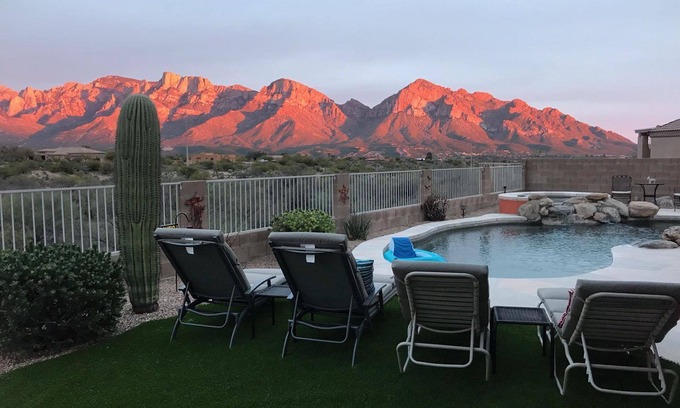 Monterra Knolls House | Majestic Panoramic Catalina Mt view, solar panels. see HA393567, 21095476,