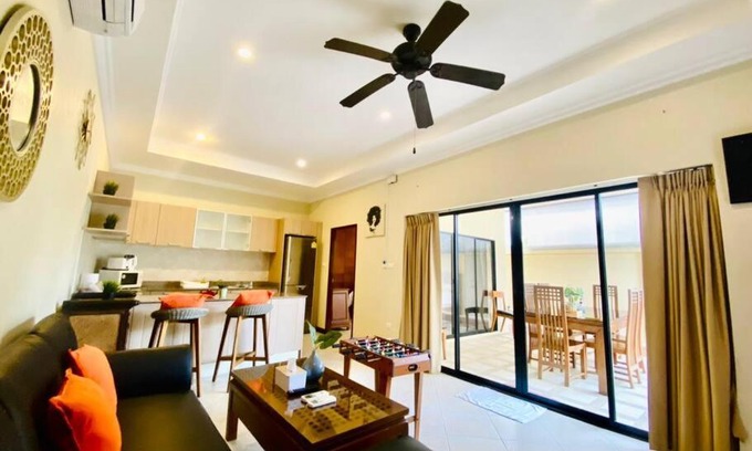 Pratumnak Hill Villa | Majestic Residence poolvillas 2 Bedrooms & cozy beach
