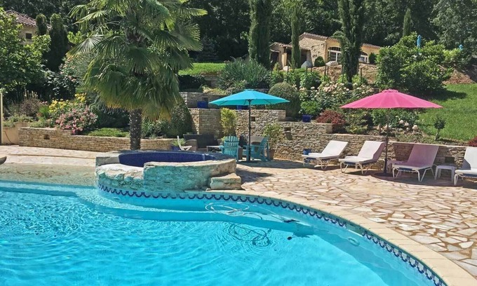 Duravel House | Majestic villa with spectacular, private outdoor space including pool & jacuzzi