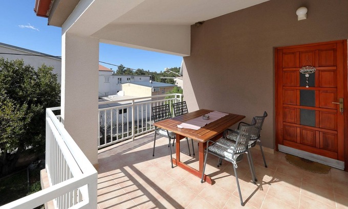 Starigrad Apartment | Majo, Starigrad, Croatia