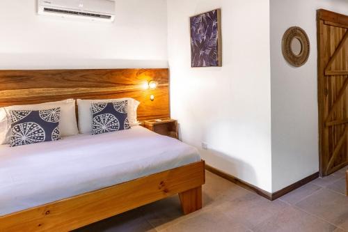 Playa Santa Teresa Bed & Breakfast | Makanas Beach Bungalows