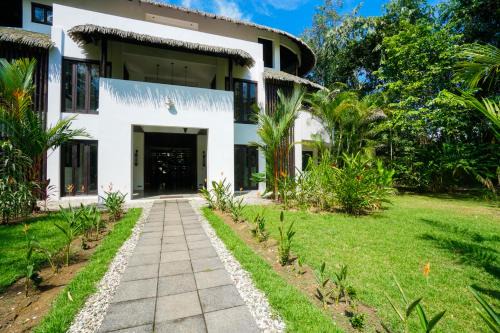 Ballena Apartment | Makara Mono Suite/2nd Floor