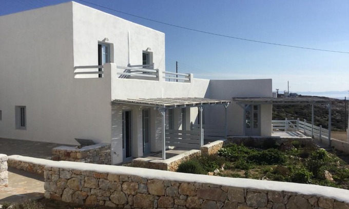 Donoussa Apartment | Makares