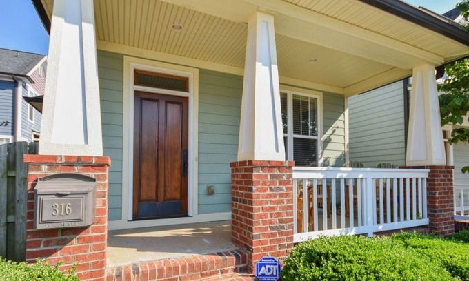 Greenville House | Make Memories on Mulberry