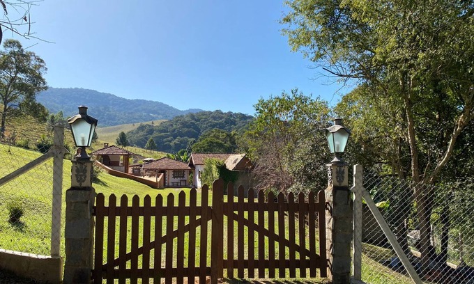 Sao Bento do Sapucai House | Make your home office 15 km CJordão in a beautiful farm🏕