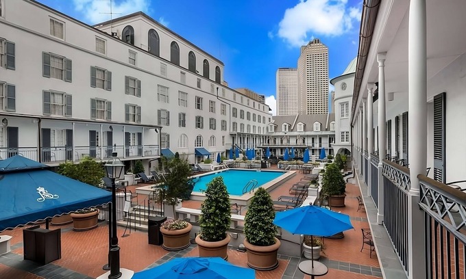 French Quarter Resort | Make Your Trip More Enjoyable! 3 Classy Units, Pets Allowed, Outdoor Pool!