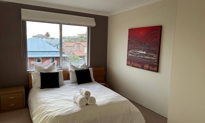 Bunbury Apartment | Makkadesh Homes