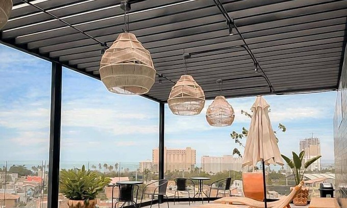 Lazaro Cardenas Hotel | Mako 54