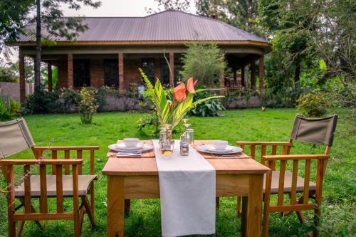 Arusha Cabin | Maksooru spring Lodge