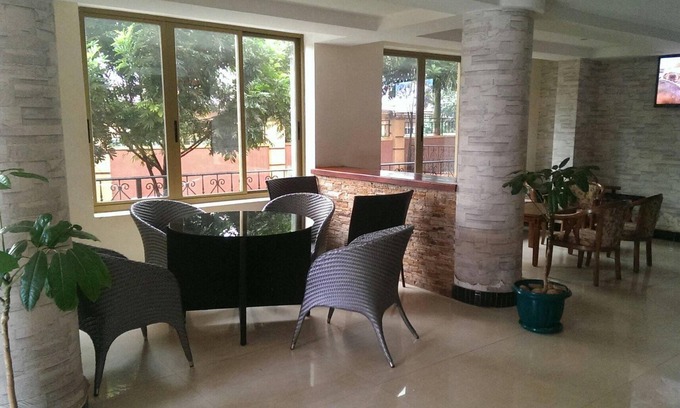 Kampala Hotel | Makutano Hotel