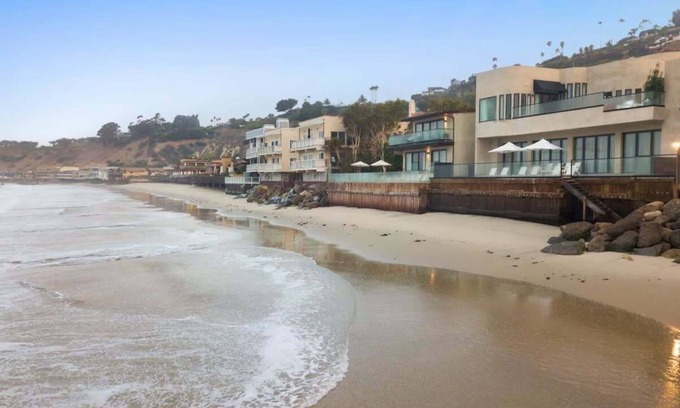 Eastern Malibu Apartment | Malibu Sand Suite #15 - Ocean-side Carbon Beach