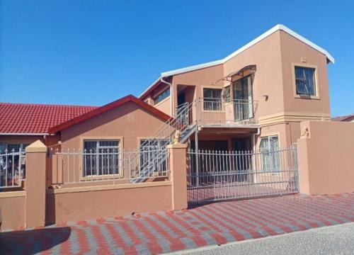 Khayelitsha Apartment | Malithabo