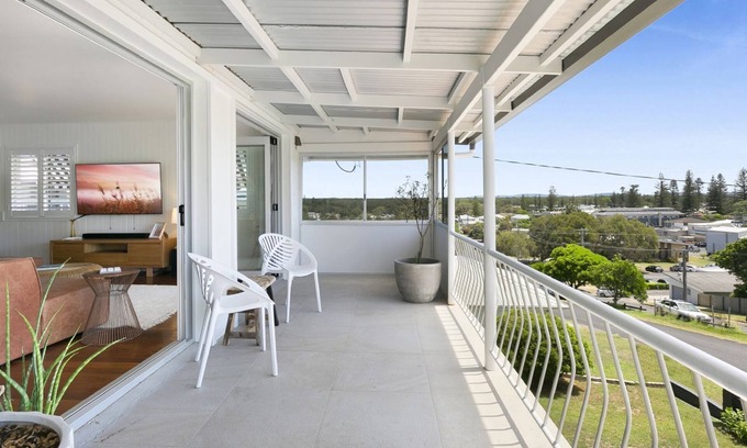 Yamba House | Malolo