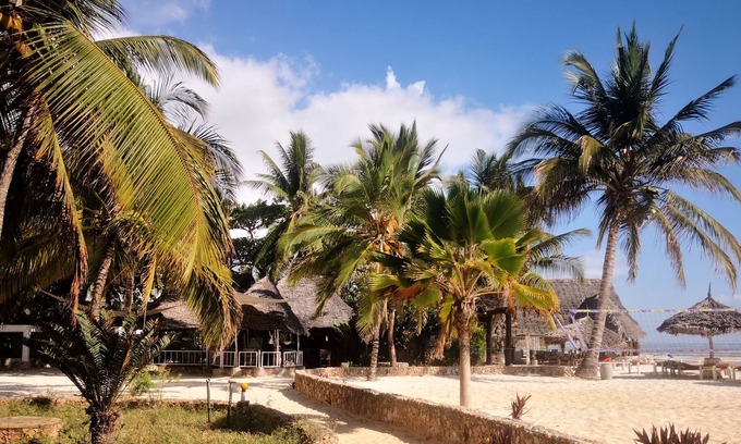 Kiwengwa Hotel | Mambo Ocean Resort