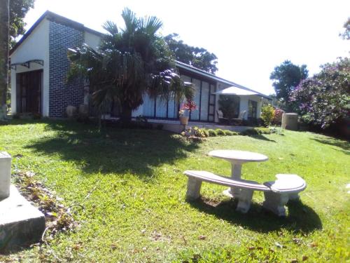 Manaba Beach House | Manaba Holiday Home