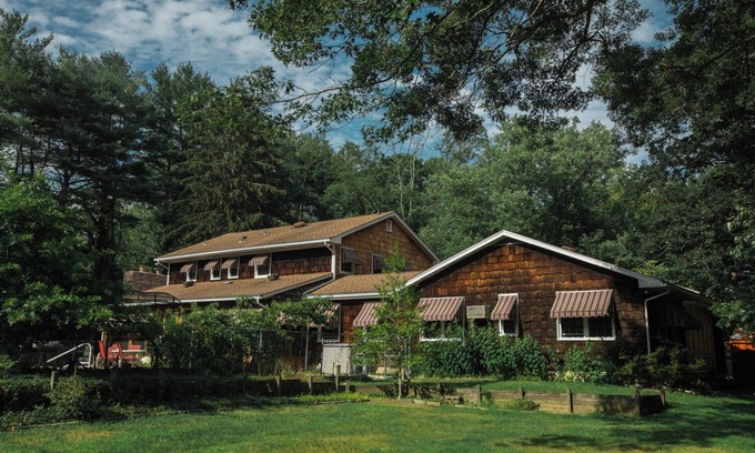 Manasquan House | Manasquan Park Farm retreat near beach, amazing location with privacy & access
