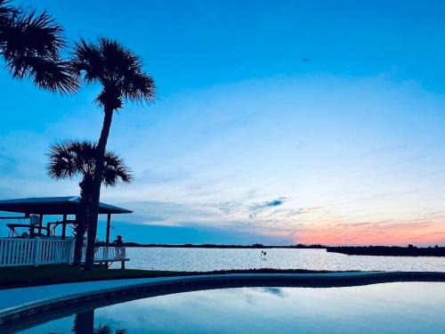 Dixie Shores House | Manatee By The Bay