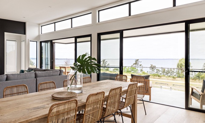 Callala Bay House | Mandala Beach House - Jervis Bay Ocean Views/Heated pool/Luxury/Fireplace/Aircon