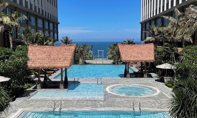 Suoi Nuoc Beach Apartment | Mandala Oceanfront Driftwood Apartment