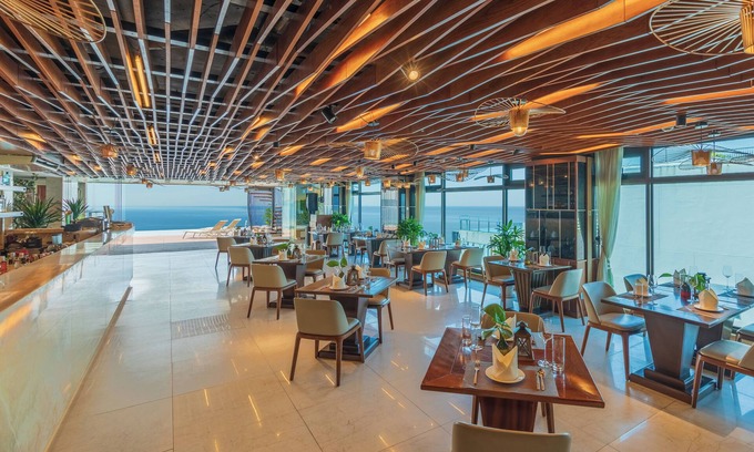 Son Tra Hotel | Mandila Beach Hotel DaNang