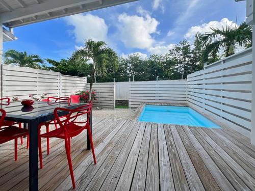 Bellevue Apartment | Mango Rouge, 2 bedrooms & pool