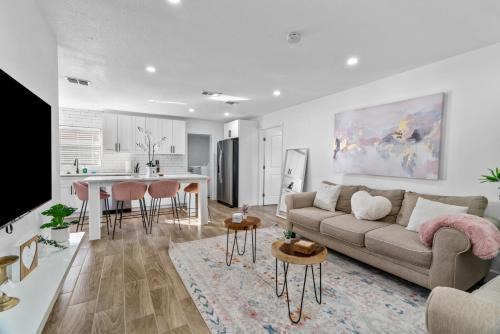 Sun Bay South House | Manhattan In South Tampa 5 Min From Bay