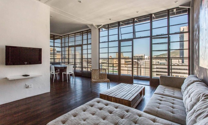 Cape Town City Centre Apartment | Manhattan Penthouse