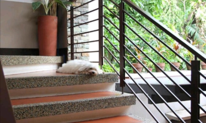 Valenzuela Bed & Breakfast | Manila Lux villa
